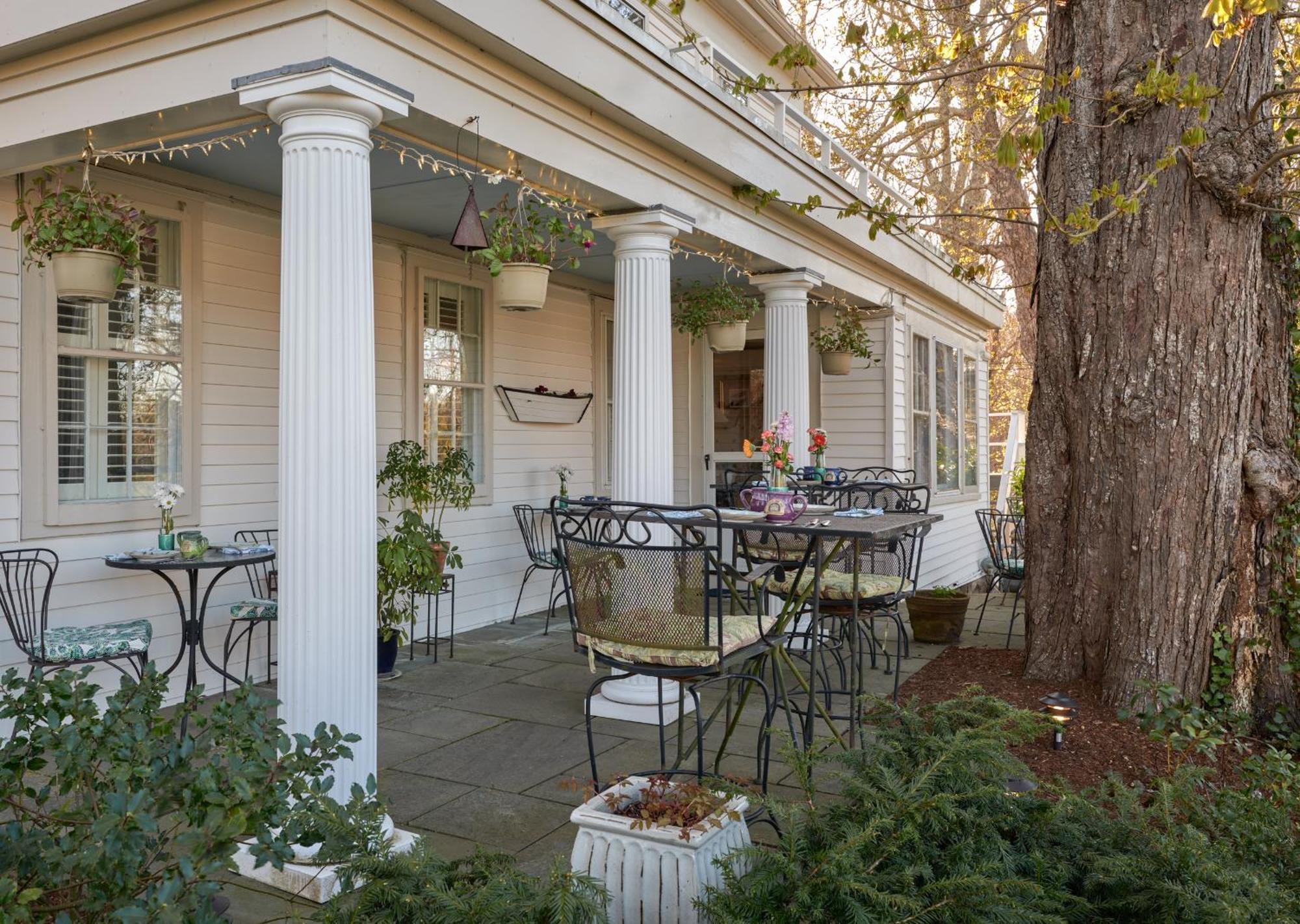 Old Manse Inn Брюстър Екстериор снимка